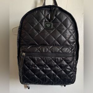Dkny woman’s Lyla backpack